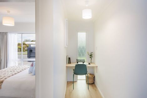 Photo of property in 37 Waterloo Crescent, Hokowhitu, Palmerston North, 4410