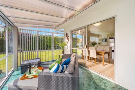 Photo of property in 4 Newcastle Road, Dinsdale, Hamilton, 3204