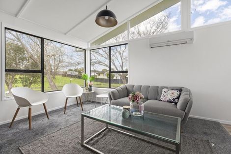 Photo of property in 25 Carter Place, Manurewa, Auckland, 2102