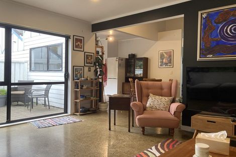 Photo of property in 2/53 Dominion Park Street, Johnsonville, Wellington, 6037