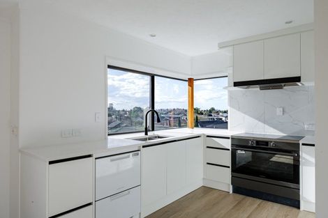 Photo of property in 16 Kokako Place, Taradale, Napier, 4112
