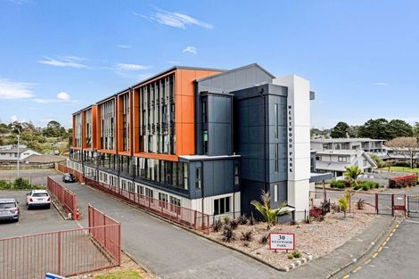Photo of property in 14f/30 Westward Ho, Glen Eden, Auckland, 0602