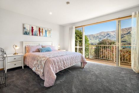Photo of property in 32 Lismore Street, Wanaka, 9305