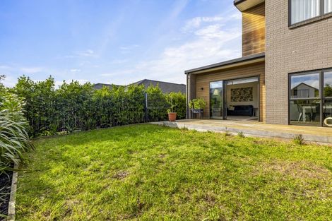 Photo of property in 7/46 Jane Maree Road, Kumeu, 0810