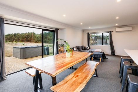 Photo of property in 13 Oxnam Place, Foxton Beach, Foxton, 4815