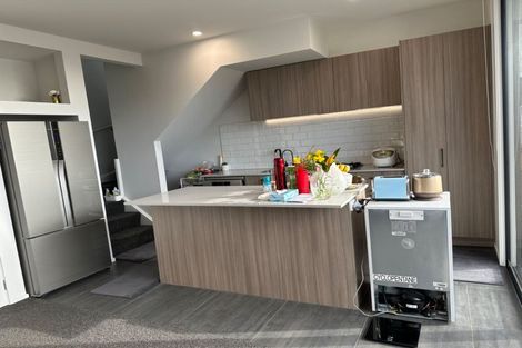 Photo of property in 31u2 Tarawera Road, Johnsonville, Wellington, 6037