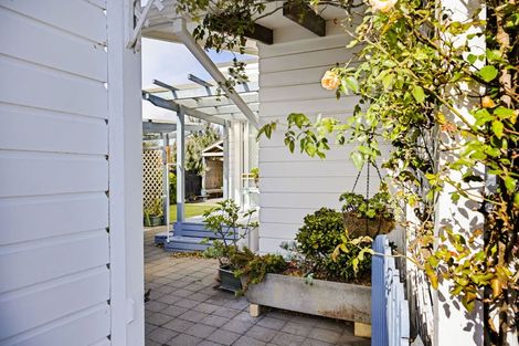 Photo of property in 8a Grant Vc Street, Hawera, 4610