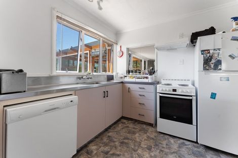 Photo of property in 12 Craig Street, Stratford, 4332