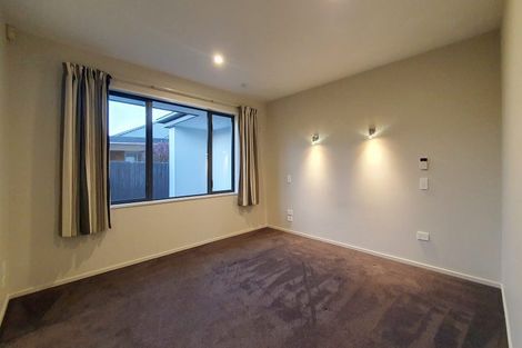 Photo of property in 28 Surfers Place, North New Brighton, Christchurch, 8083