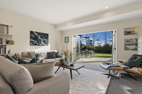Photo of property in 43a Terry Smyth Drive, Kumeu, 0892