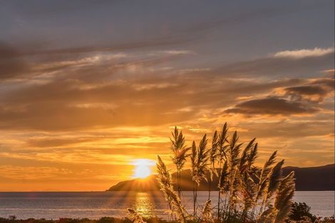 Photo of property in 9 Manly Street, Paraparaumu Beach, Paraparaumu, 5032