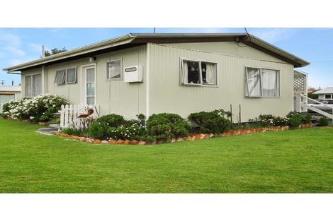 Photo of property in 67 Koputara Road, Himatangi Beach, Foxton, 4891