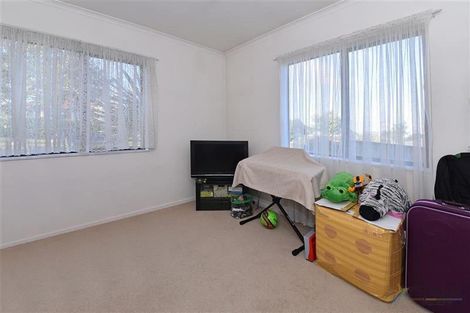 Photo of property in 198 Hill Road, Manurewa, Auckland, 2105