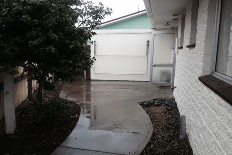 Photo of property in 2/18 Rutherford Street, Woolston, Christchurch, 8023