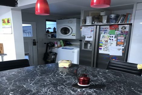 Photo of property in 27 Postgate Drive, Whitby, Porirua, 5024