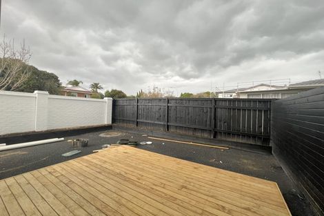 Photo of property in 3b Wilbur Place, Pakuranga Heights, Auckland, 2010