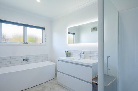 Photo of property in 54 Golf Road, Tahunanui, Nelson, 7011