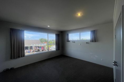 Photo of property in 49 Walworth Avenue, Pakuranga Heights, Auckland, 2010