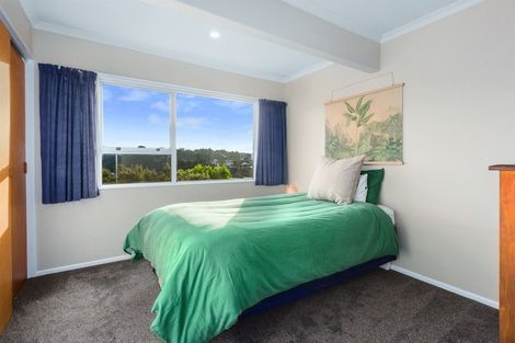 Photo of property in 76 Mercury Way, Whitby, Porirua, 5024