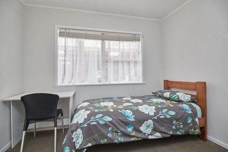 Photo of property in 214b Birkdale Road, Birkdale, Auckland, 0626