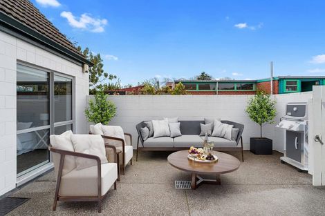 Photo of property in 2/239 New Brighton Road, Burwood, Christchurch, 8061