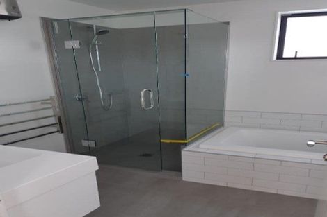 Photo of property in 6 Matakanui Lane, Wanaka, 9305