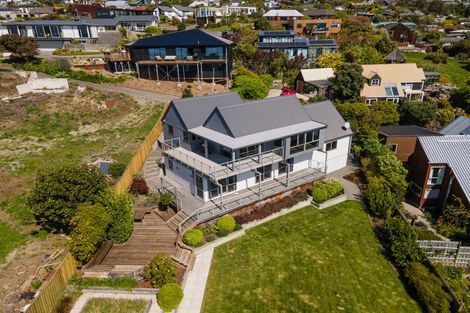 Photo of property in 8 Westmere Lane, Mount Pleasant, Christchurch, 8081
