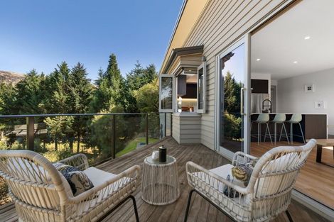 Photo of property in 289 Riverbank Road, Wanaka, 9382