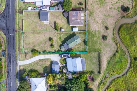 Photo of property in 64 Maunsell Road, Port Waikato, Tuakau, 2695
