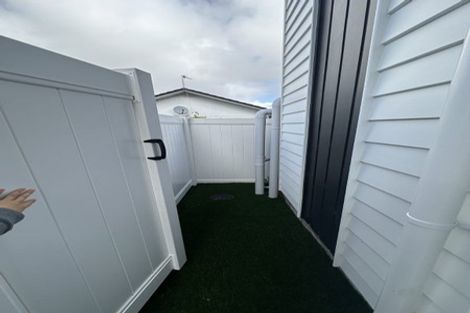 Photo of property in 17a Midgley Road, West Harbour, Auckland, 0618