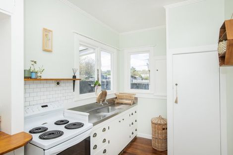 Photo of property in 120 Iranui Road, Inner Kaiti, Gisborne, 4010