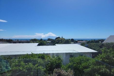 Photo of property in 1152b South Road, Oakura, 4314