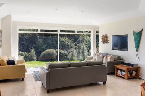 Photo of property in 35 Kotare Street, Hilltop, Taupo, 3330