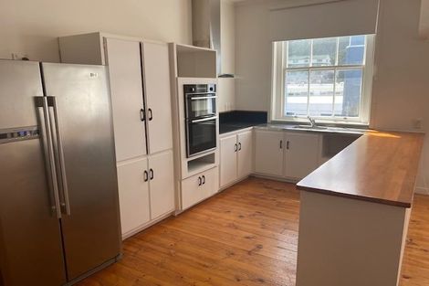 Photo of property in 2u1 King Street, Mount Cook, Wellington, 6021