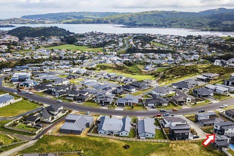 Photo of property in 90c/2 Endeavour Drive, Whitby, Porirua, 5024