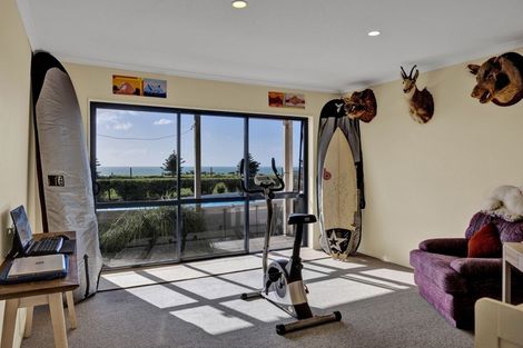 Photo of property in 957 Main Road North, Onaero, Waitara, 4383