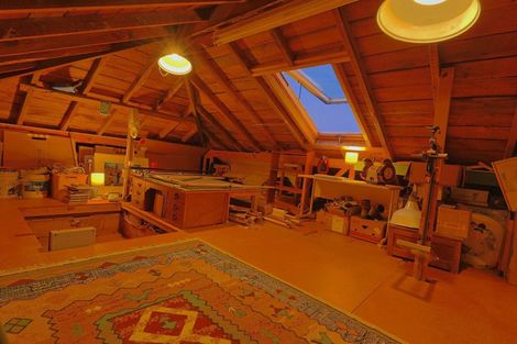 Photo of property in 53 Todman Street, Brooklyn, Wellington, 6021