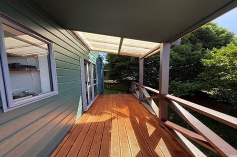 Photo of property in 1/22 Valecrest Place, Bayview, Auckland, 0629