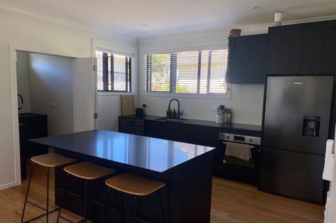 Photo of property in 23 Aplin Terrace, Ngaio, Wellington, 6035