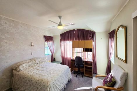 Photo of property in 8 Montague Way, Taradale, Napier, 4112