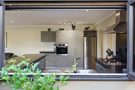 Photo of property in 38 Regent Drive, Paraparaumu Beach, Paraparaumu, 5032