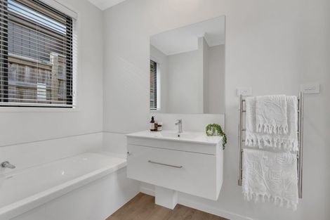 Photo of property in 1b Hera Lane, Pyes Pa, Tauranga, 3112