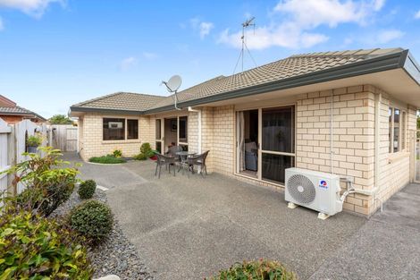 Photo of property in 72a Beachwater Drive, Papamoa Beach, Papamoa, 3118