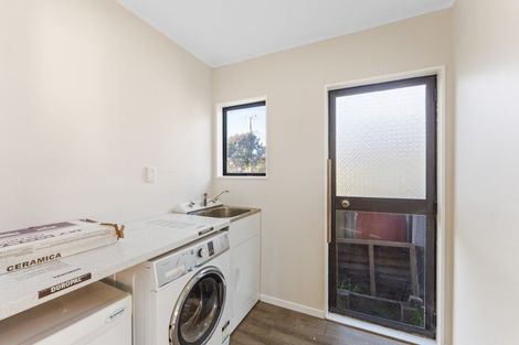 Photo of property in 32 Temuera Street, Otaki, 5512