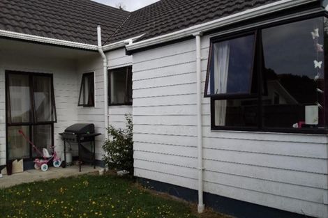 Photo of property in 53f3 Dominion Park Street, Johnsonville, Wellington, 6037