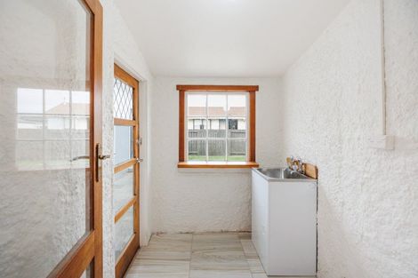 Photo of property in 972 Tremaine Avenue, Roslyn, Palmerston North, 4414