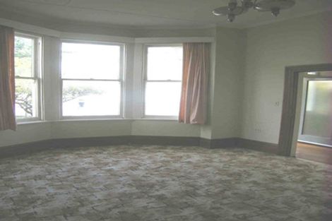 Photo of property in 19 Myrtle Crescent, Mount Cook, Wellington, 6021