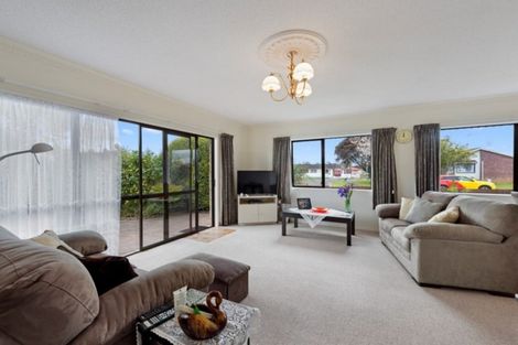 Photo of property in 19 Halyard Close, Flagstaff, Hamilton, 3210