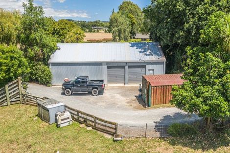 Photo of property in 120 Heatherlea Road West, Levin, 5575