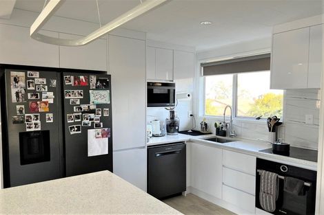 Photo of property in 35 Leaver Place, Weymouth, Auckland, 2103